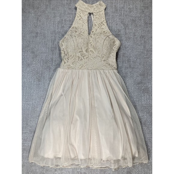 SPEECHLESS JUNIORS CHOKER KEY HOLE LACE &TULLE OPEN-BACK SHORT DRESS Beige Sz 3 - Picture 1 of 6